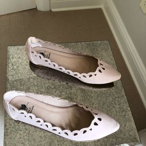 G.C.Shoes  peach laser cut flats 8
